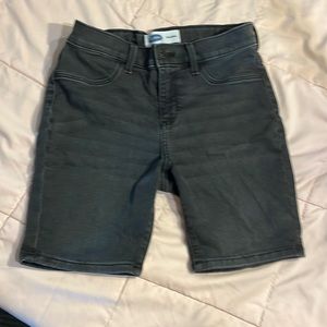 Old Navy black Bermudas black shorts